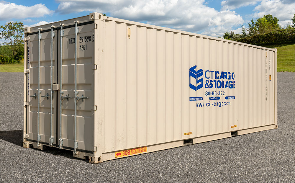 side view of 25 foot storage container